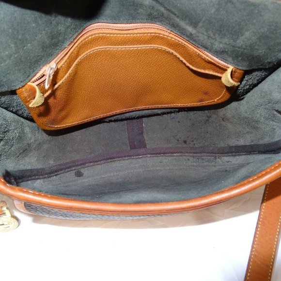 Rare Dooney & Bourke Outback Saddle Crossbody Bag - Picture 9 of 10